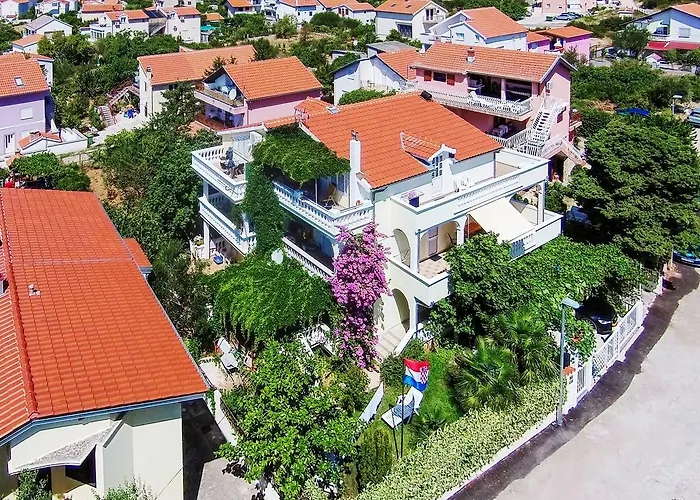 Oaza Tribunj Sea View